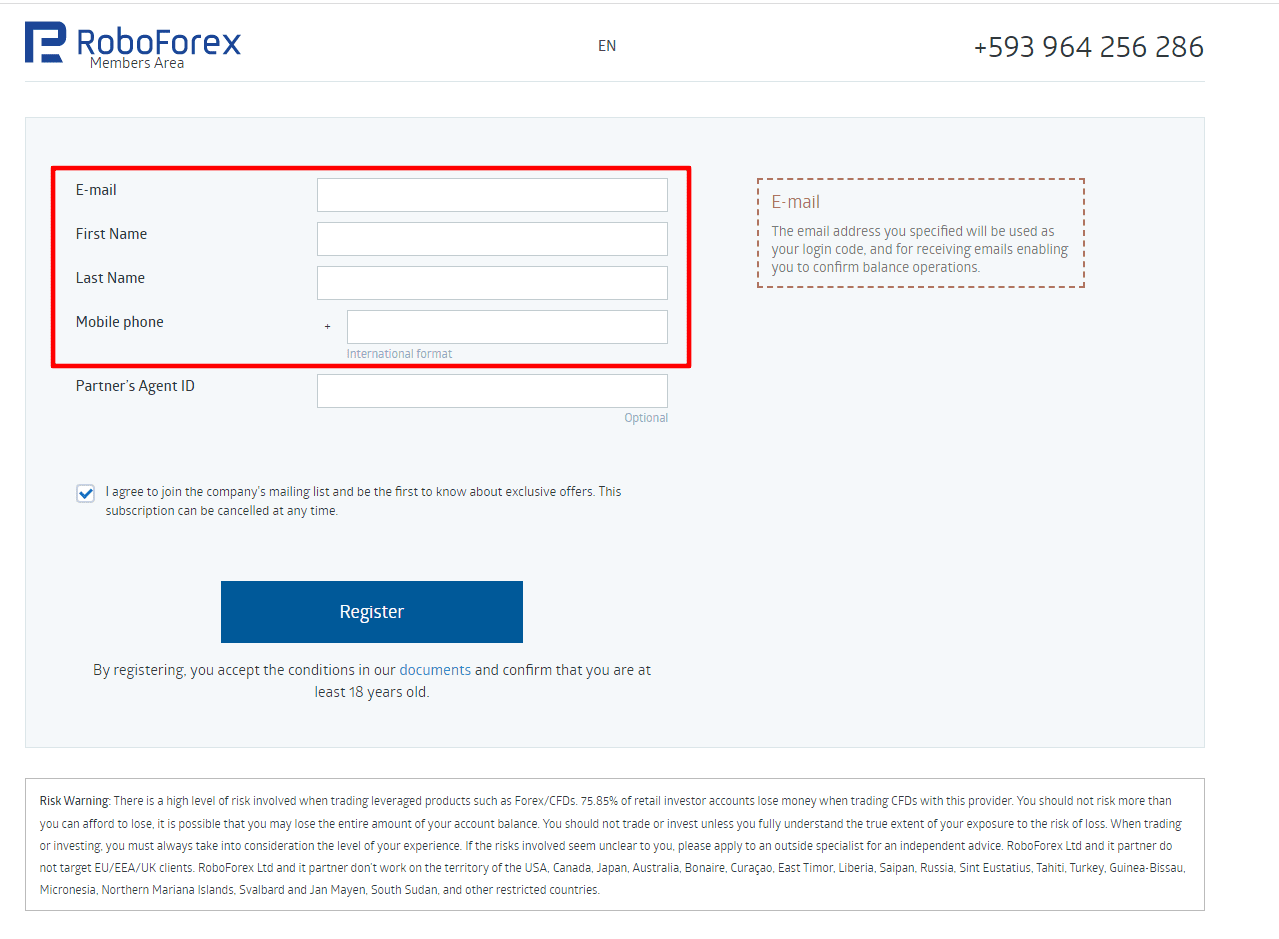 На скриншоте показана форма для регистрации в качестве клиента брокера RoboForex.